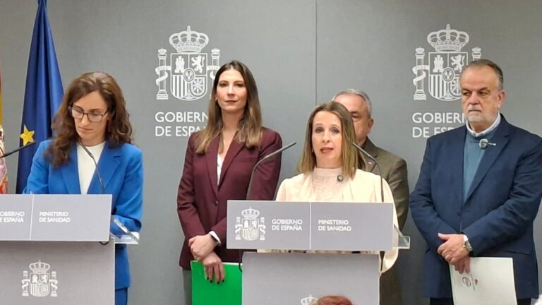 Los sindicatos del Ámbito de Negociación acuerdan con el Ministerio de Sanidad iniciar la tramitación del anteproyecto de Ley del Estatuto Marco